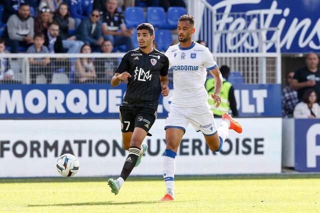 内马尔告知队友今夏去迈阿密 与梅西和苏神重聚