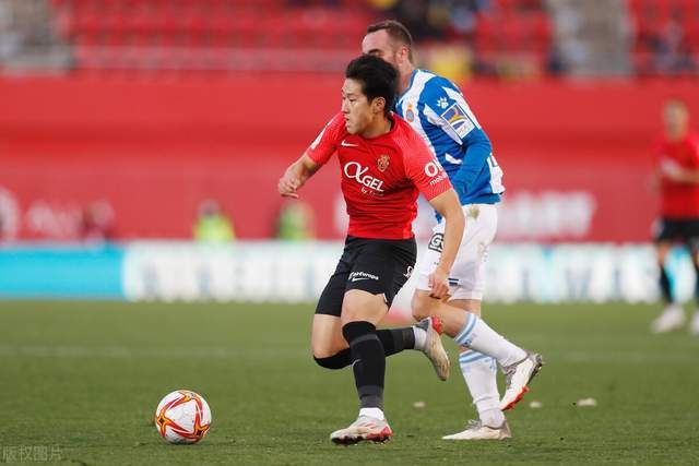 康宁汉姆20+10詹姆斯空砍三双 活塞险胜湖人